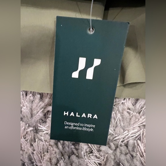 NWT Halara skort. Size large. Super soft and comfy! - Picture 5 of 8